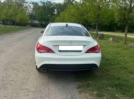 Mercedes-Benz - CLA CLA 180 (122 Hp) 7G-DCT