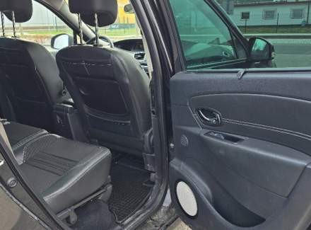 Renault - Scenic