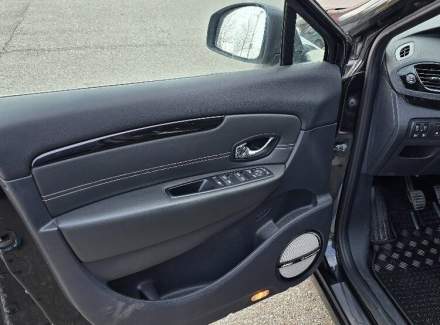 Renault - Scenic
