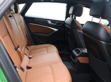 Audi - S7