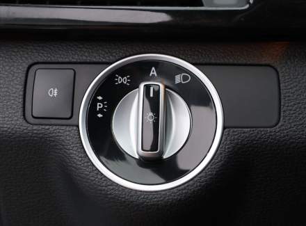 Mercedes-Benz - E-class