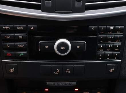 Mercedes-Benz - E-class