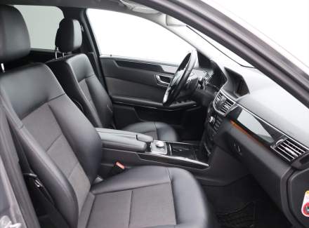 Mercedes-Benz - E-class