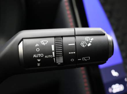 Lexus - LBX
