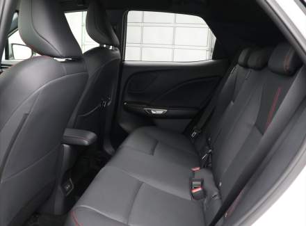 Lexus - LBX