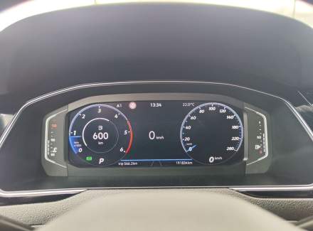 Volkswagen - Passat