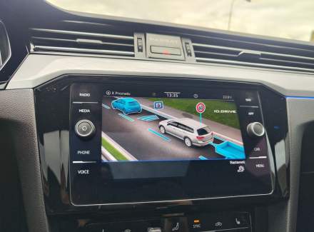 Volkswagen - Passat