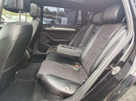 Volkswagen - Passat