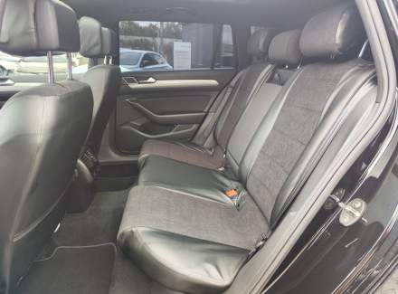 Volkswagen - Passat