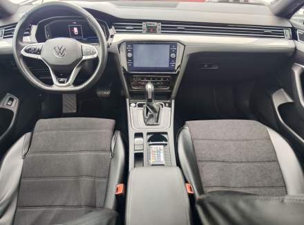 Volkswagen - Passat