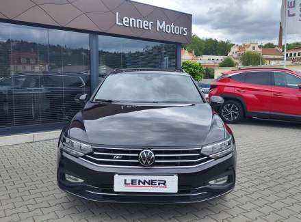 Volkswagen - Passat