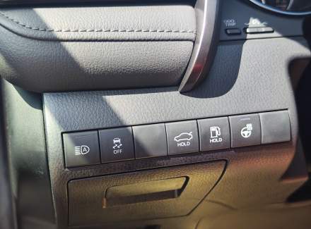 Toyota - Camry