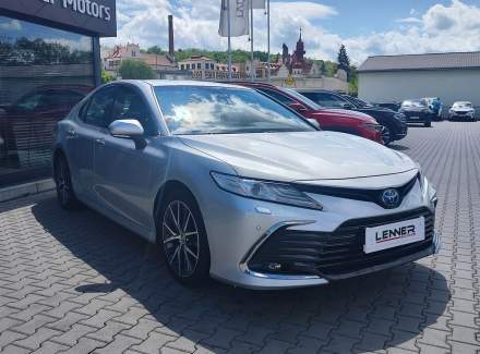 Toyota - Camry