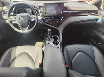 Toyota - Camry