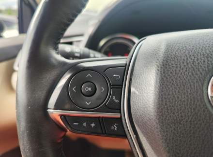 Toyota - Camry
