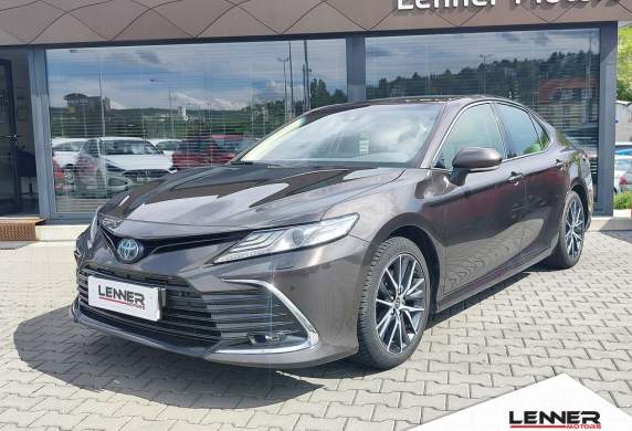 Toyota - Camry