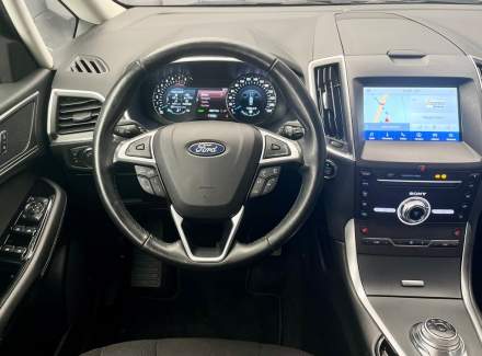 Ford - S-MAX