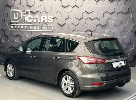 Ford - S-MAX
