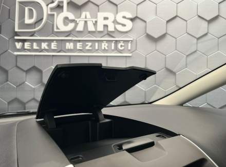 Ford - S-MAX