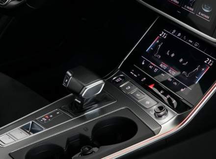 Audi - A6