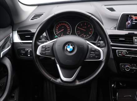 BMW - X1