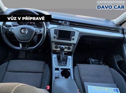 Volkswagen - Passat