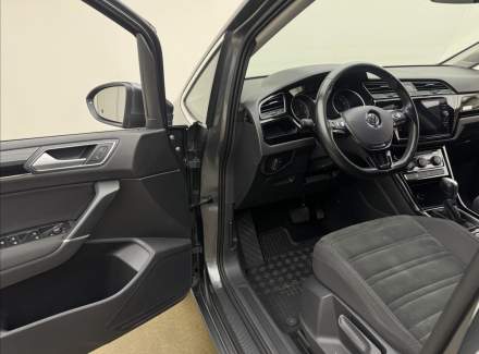 Volkswagen - Touran