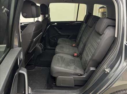 Volkswagen - Touran