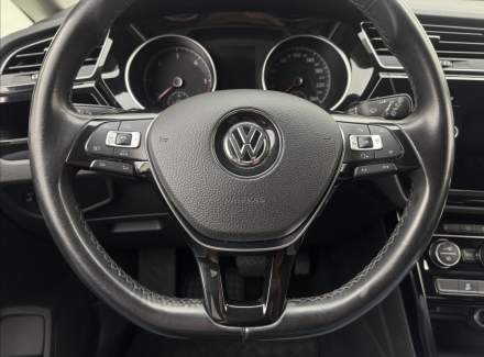 Volkswagen - Touran