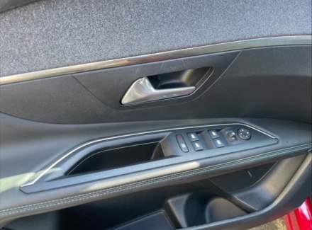 Peugeot - 3008