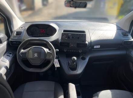 Peugeot - 1007