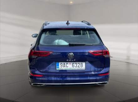 Volkswagen - Golf