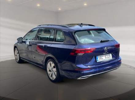 Volkswagen - Golf
