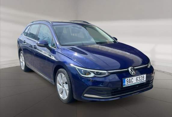Volkswagen - Golf