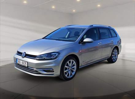 Volkswagen - Golf