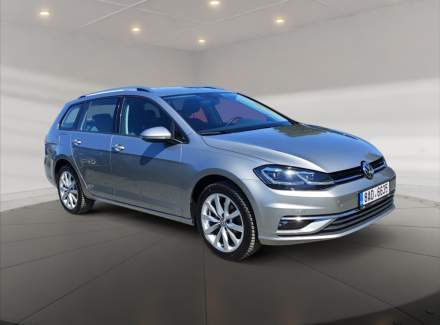 Volkswagen - Golf