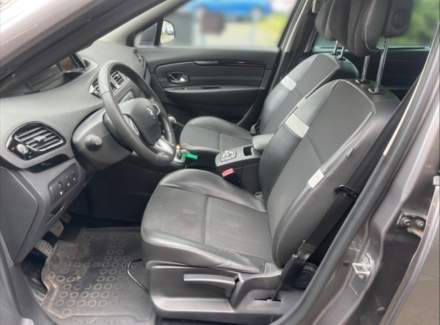 Renault - Scenic