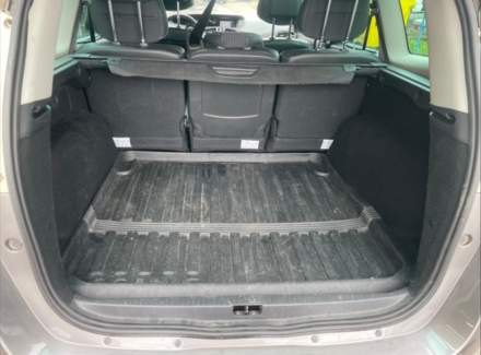 Renault - Scenic