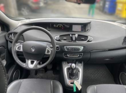 Renault - Scenic