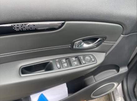 Renault - Scenic
