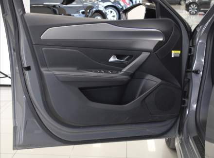 Peugeot - 308