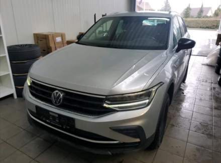 Volkswagen - Tiguan