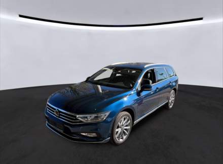 Volkswagen - Passat