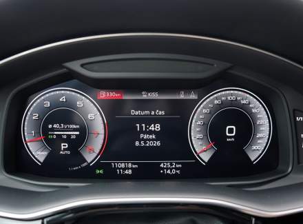 Audi - Q8