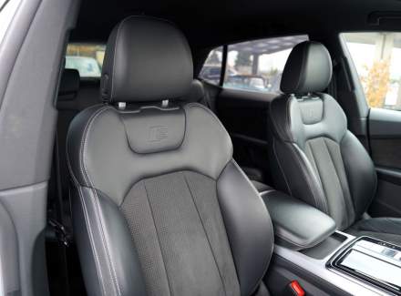 Audi - Q8