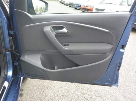 Volkswagen - Polo