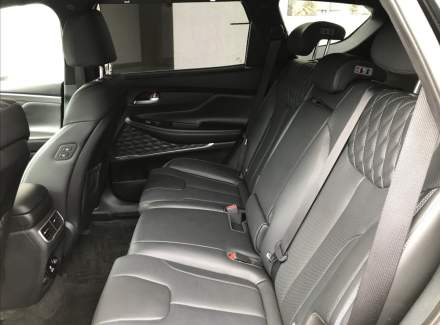 Hyundai - Santa FE