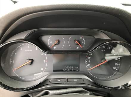 Opel - Crossland X