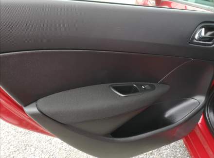 Peugeot - 308