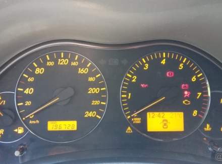 Toyota - Avensis
